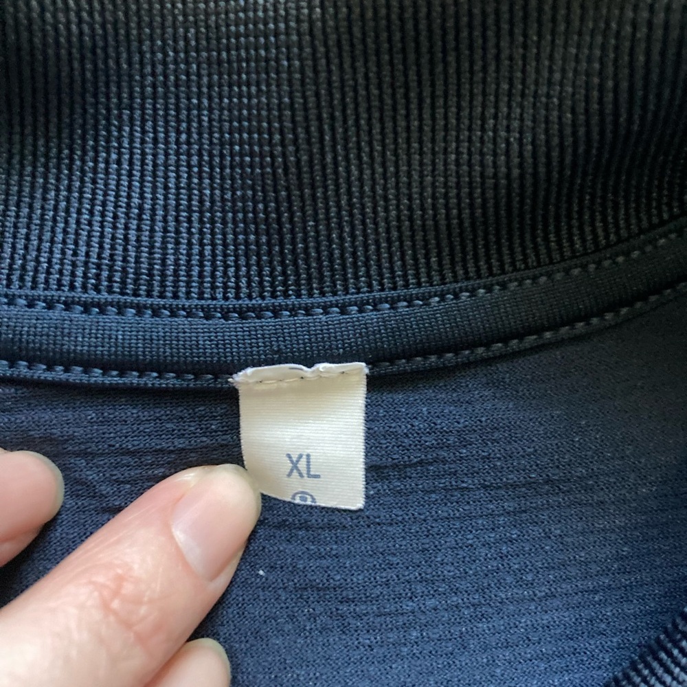 Lululemon polo - Picture 2 of 3